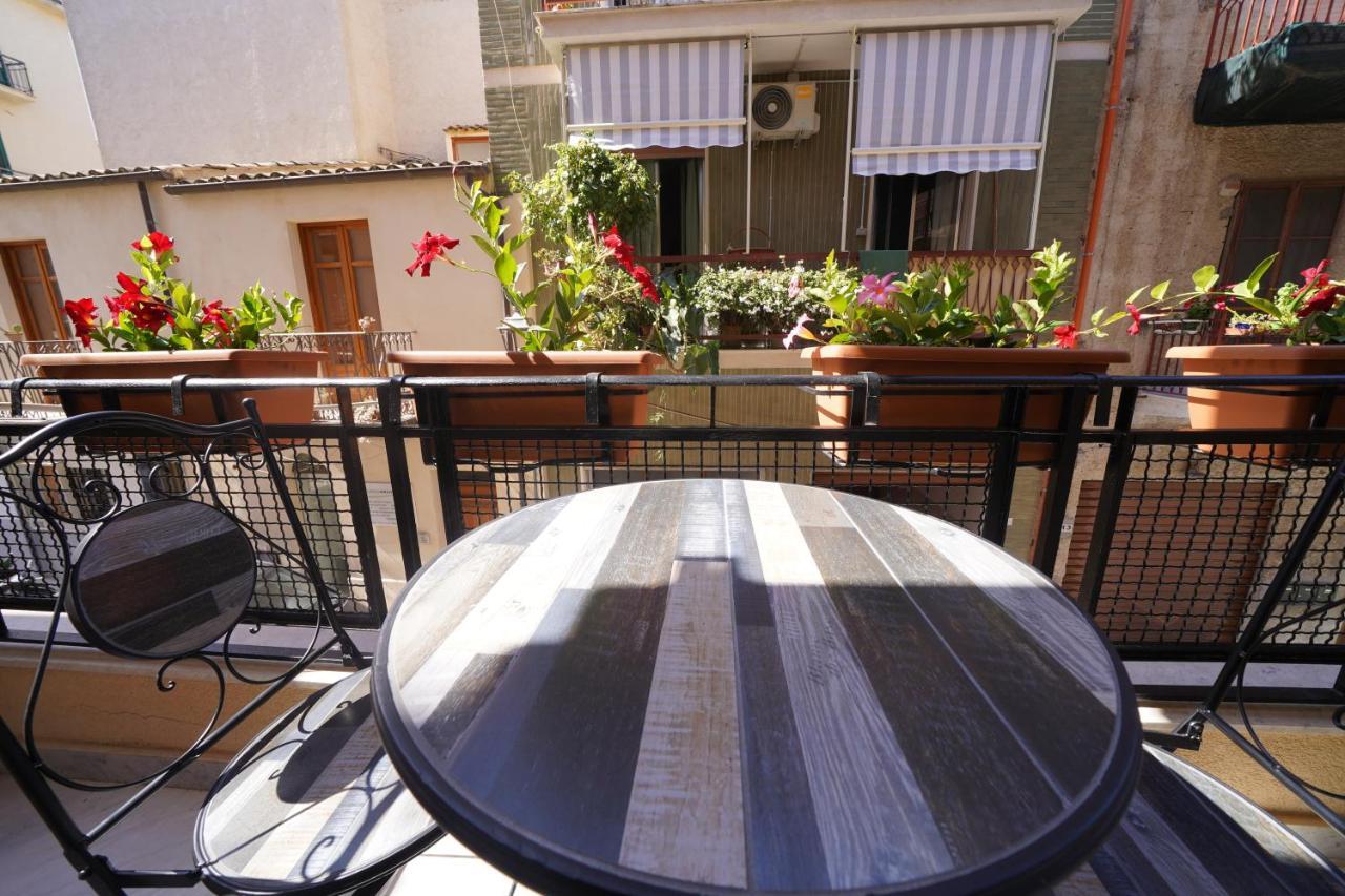 Regina Stella Bed and Breakfast Lascari Εξωτερικό φωτογραφία