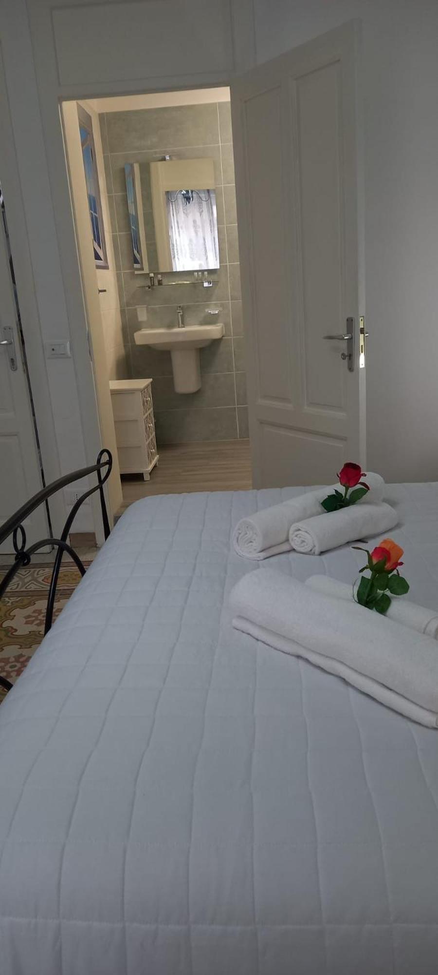 Regina Stella Bed and Breakfast Lascari Εξωτερικό φωτογραφία